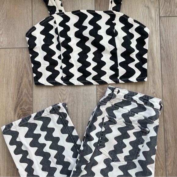 Patterned Denim Top - Picture 4 of 4